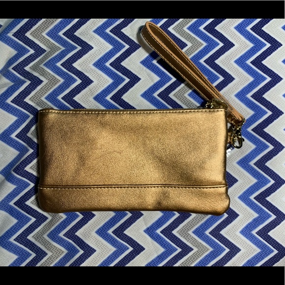 Adrienne Vittadini Rose Gold Wristlet - Picture 2 of 9